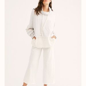 Free people Zoe pullover